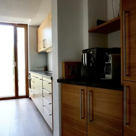 Neues Gastezimmer Fur Bauma, Nahe Muc Airport, Munchen Zentrum Und Therme Rum i privatbostad Erding